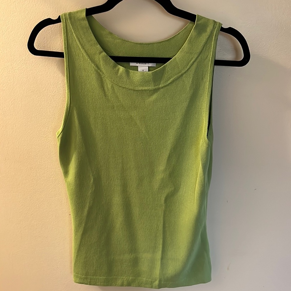 DRESSBARN top sleeveless size S